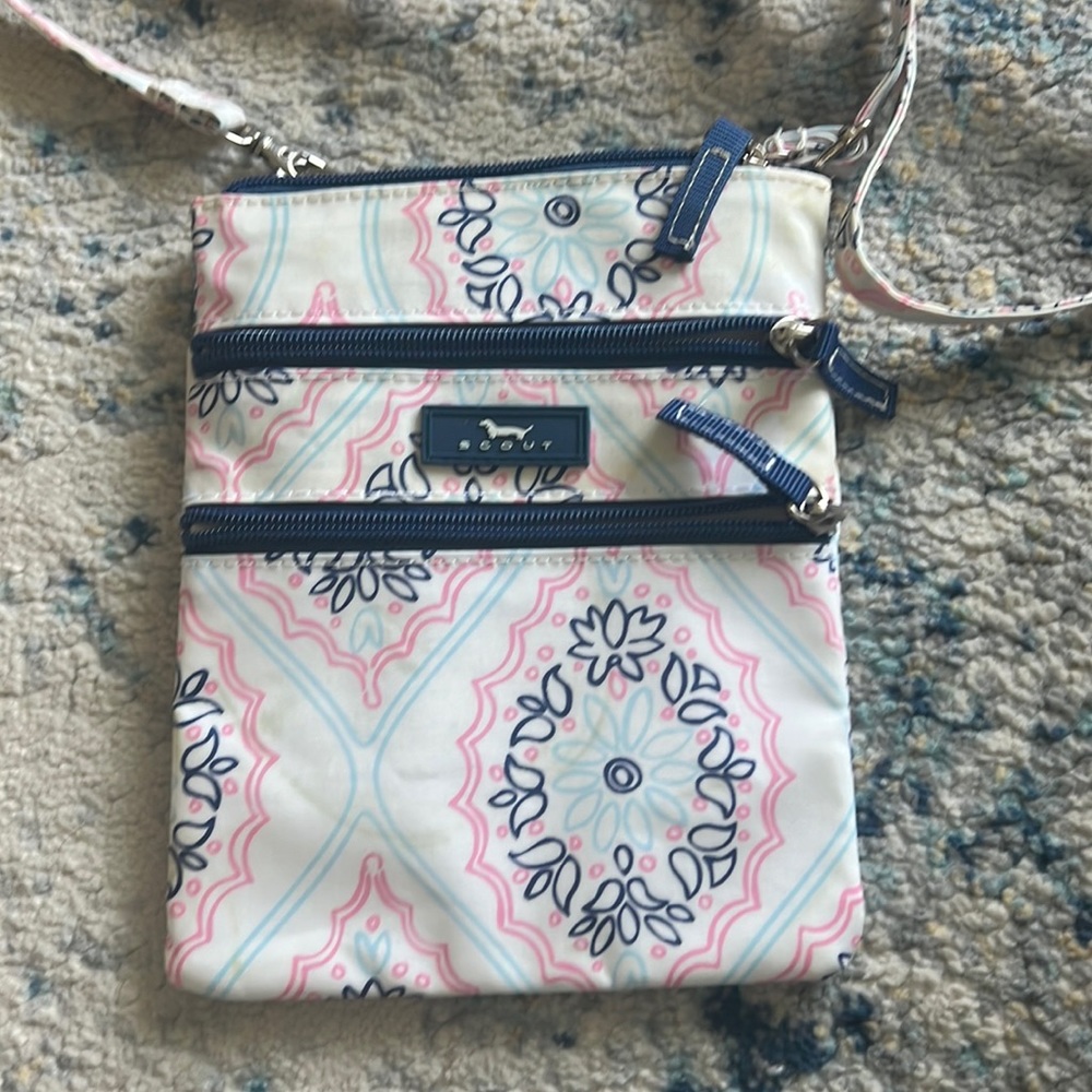 Crossbody bag